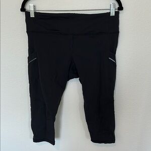 Black Lulu Cropped Leggings with side pockets